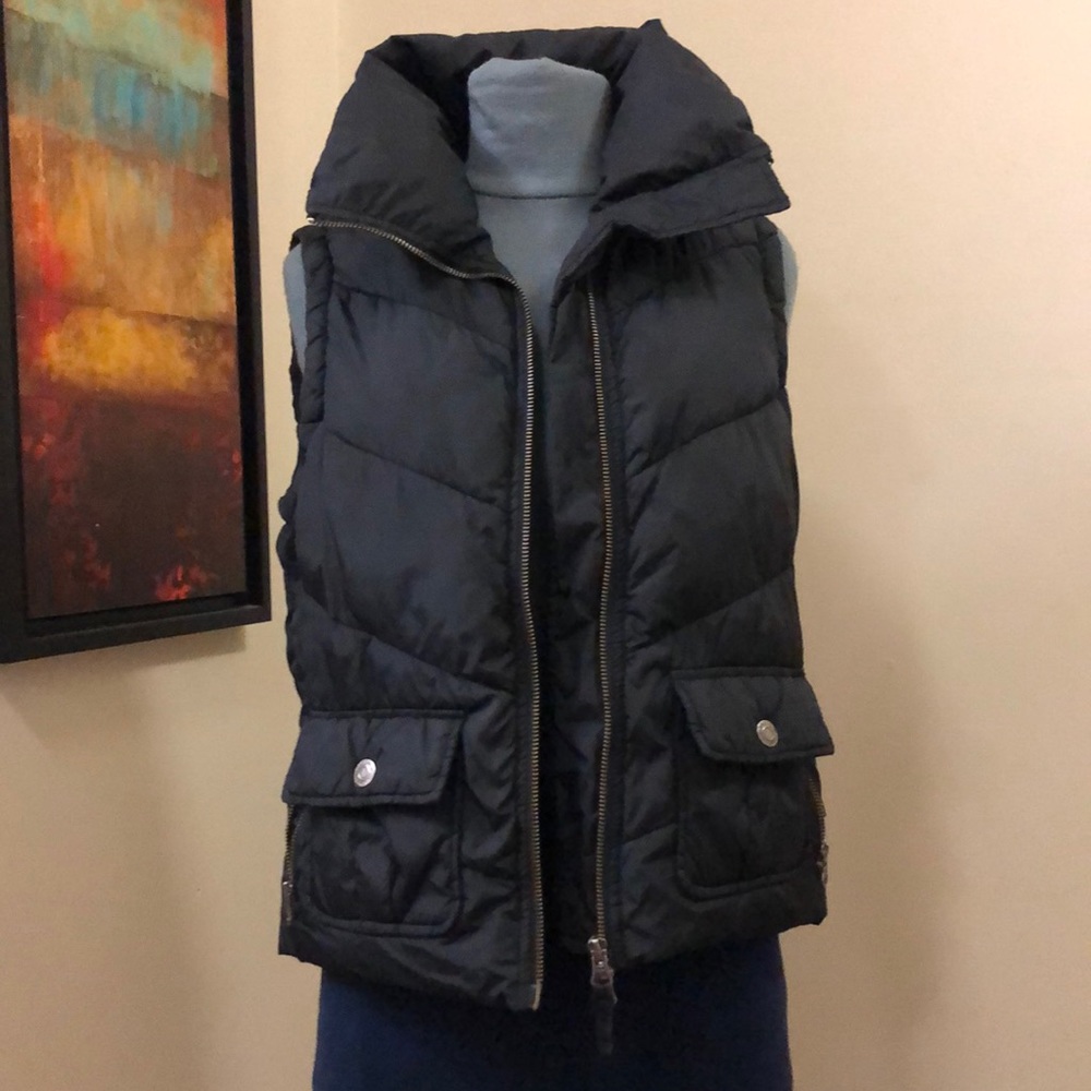 preloved Comfy Puffy Vest by Jacob Connexion